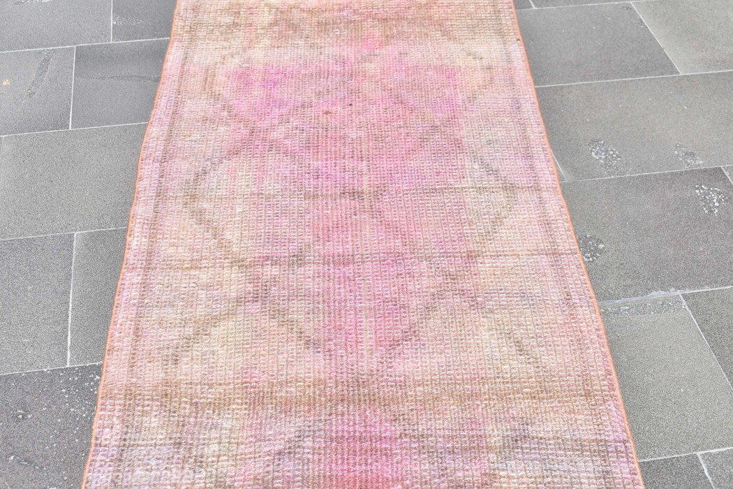 Turkish rug, Runner rug, Hallway rug, Handmade rug, Nomadic rug, Vintage rug, Aztec rug, Boho decor rug, Organic rug, 2.6 x 10.2 ft