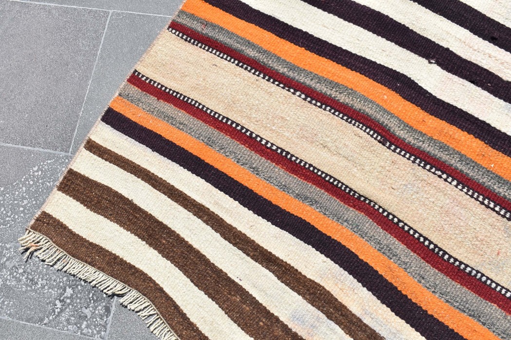 Turkish rug, Vintage rug, Handmade wool rug, Bohemian rug, Home decor, Oriental rug, Doormat rug, 3.1 x 11.4 ft