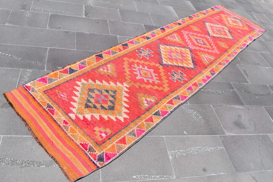 Herki runner rug, Turkish wool rug, Oriental rug, Hallway rug, Entryway rug, Bohemian rug, Home decor, 2.8 x 11.4 ft